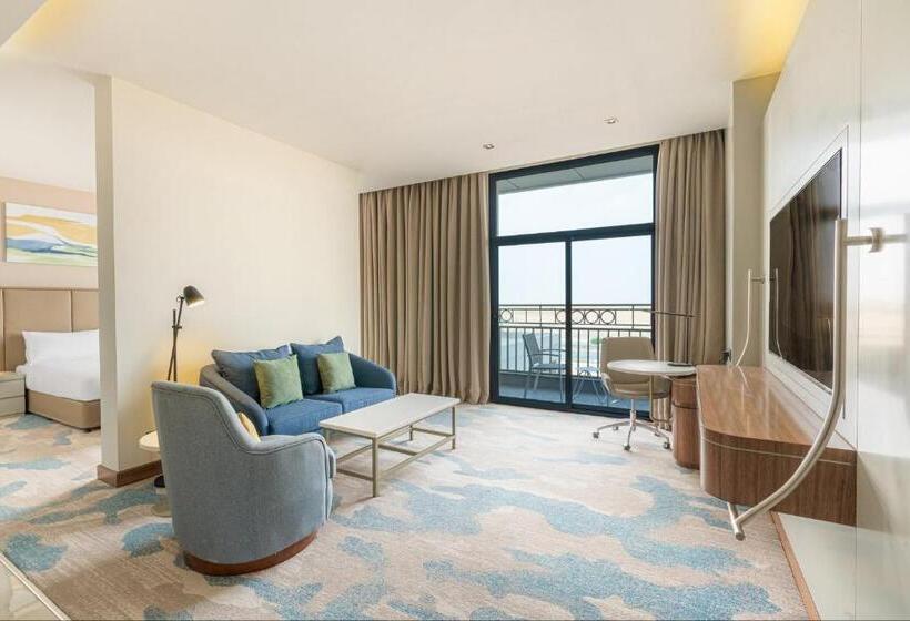 סוויטה עם מרפסת, Holiday Inn Riyadh The Business District, An Ihg