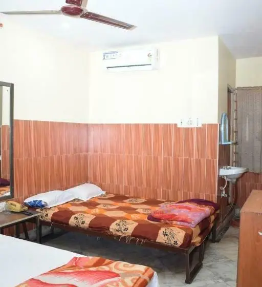 Quarto Quádruplo Estandar, Savitri