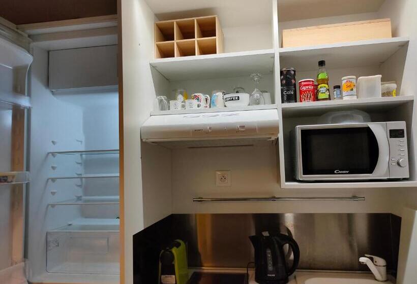 استودیوی سوپریور, Le Cosy   Studio Spacieux, équipé, Proche Plage & Piscine, Au Manganao