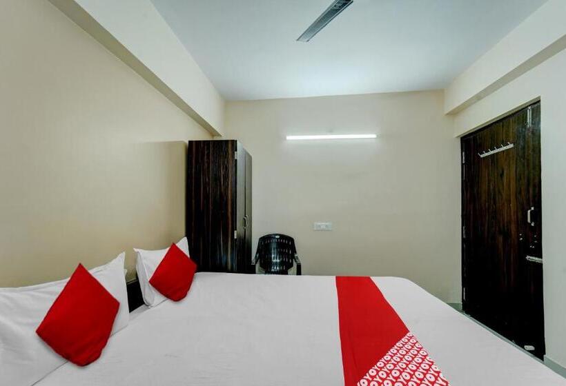 Номер Стандарт, Shri Hari Inn
