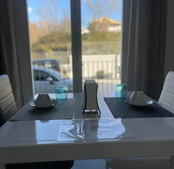 Huoneisto 1 Makuuhuone Pohjakerros, Lotelito Apartment