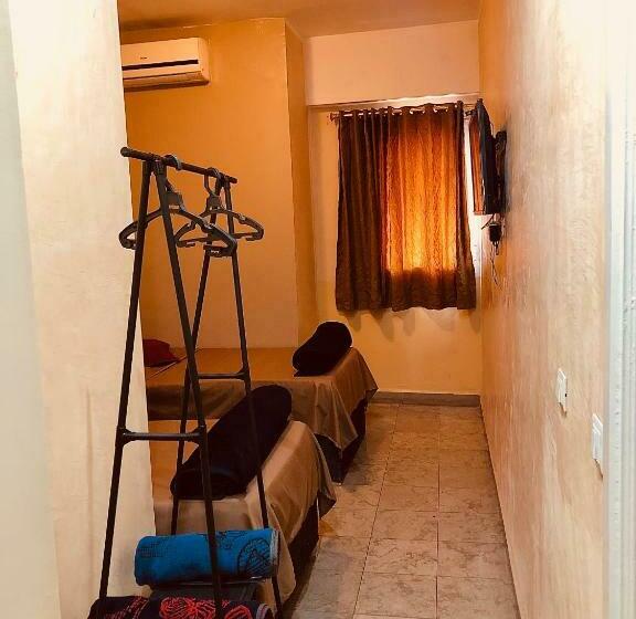 اتاق استاندارد یک نفره, Dar Ali