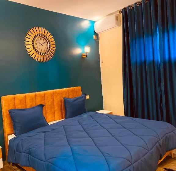 اتاق استاندارد یک نفره, Dar Ali