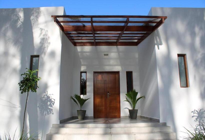 فيلا غرفة نوم واحدة مع مسبح, Kivuli Beach Resort Paje