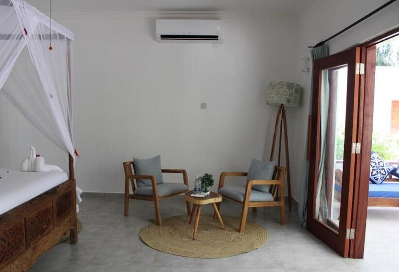 بنجلو قياسى مطلّ علي الحديقة, Kivuli Beach Resort Paje