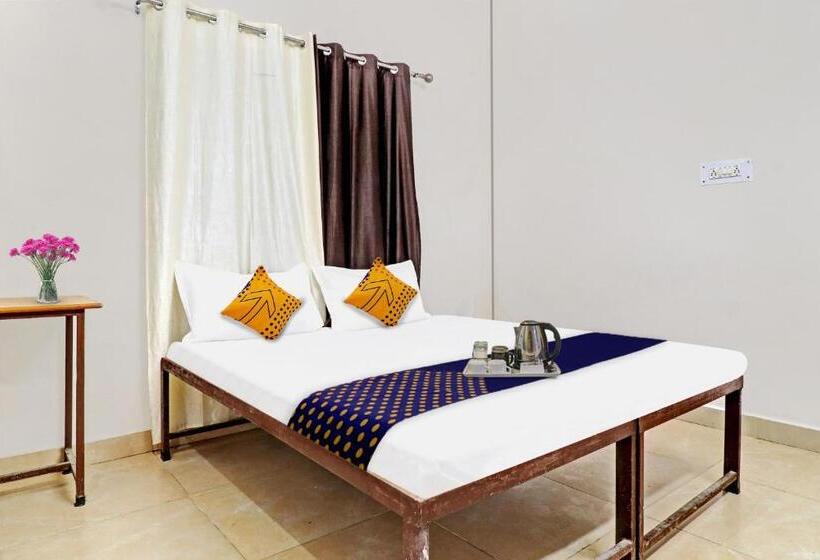 غرفة كلاسيكية ثلاثية, Spot On Ganga Pg And Home Stay