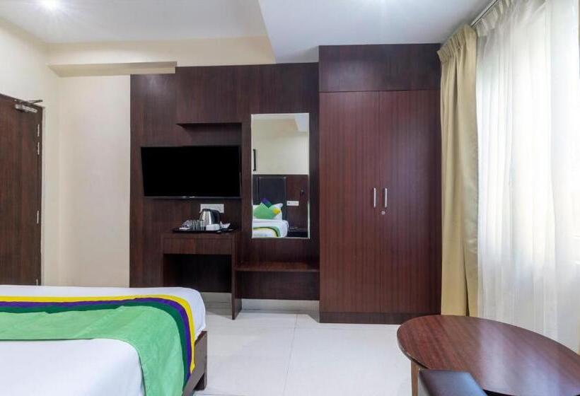 经济房, Treebo Cool River