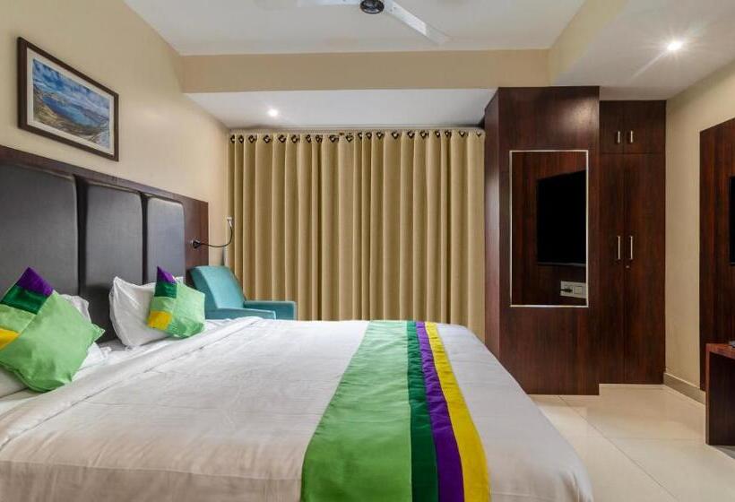 标准间, Treebo Cool River