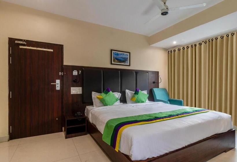 标准间, Treebo Cool River