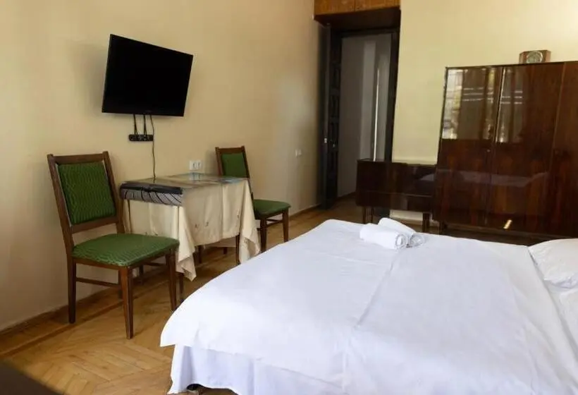 اتاق استاندارد با تخت بزرگ, Wine House