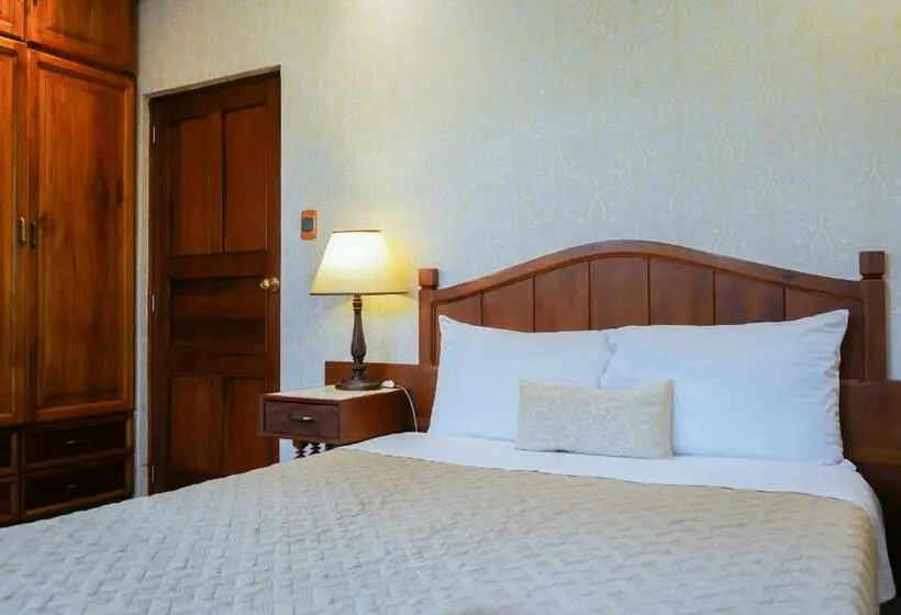 スタンダードルーム, Uzhupud Garden Hotel & Lodge