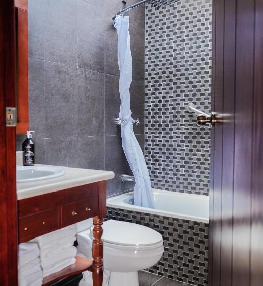 غرفة قياسية ثلاثية, Uzhupud Garden Hotel & Lodge