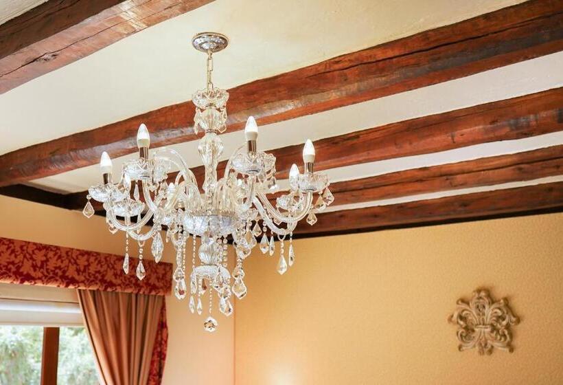 غرفة ديلوكس, Uzhupud Garden Hotel & Lodge