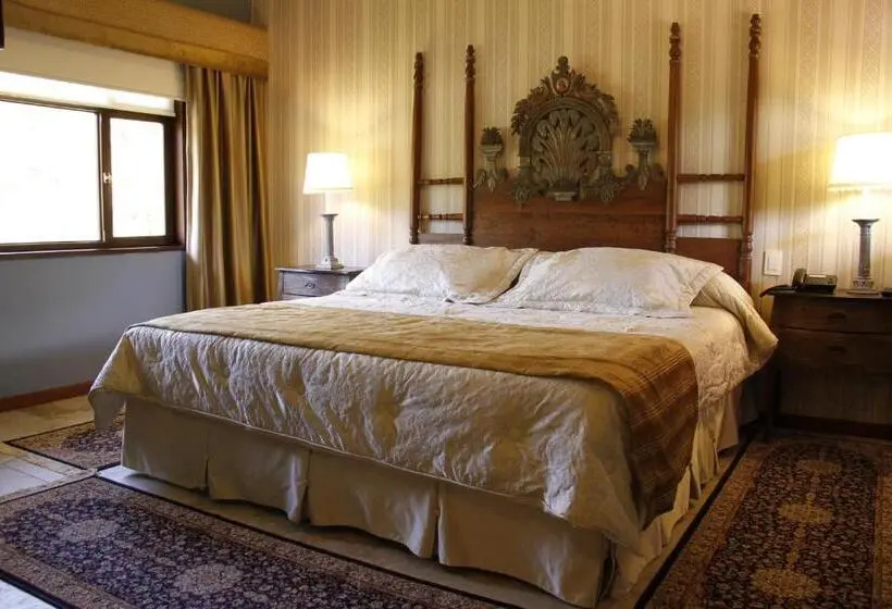 プレジデントスイートルーム, Uzhupud Garden Hotel & Lodge