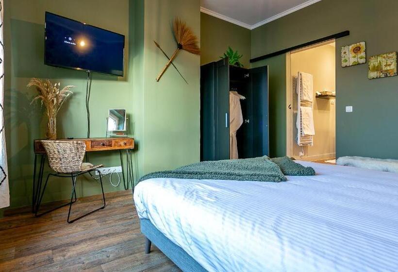 Номер Deluxe, The Newport Lodge   Incl 3h Wellness & Use Ebikes & Breakfast