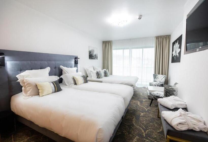 景色の見えるスーペリアルーム, Le Barracuda & Spa, Centre Port, Pieds Dans L Eau, Vue Mer