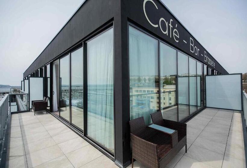 景色の見えるジュニアスイート, Le Barracuda & Spa, Centre Port, Pieds Dans L Eau, Vue Mer