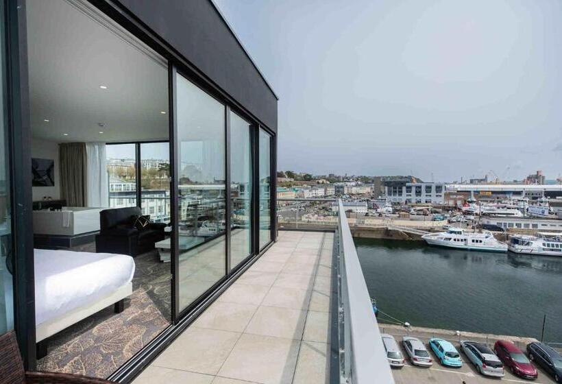 景色の見えるジュニアスイート, Le Barracuda & Spa, Centre Port, Pieds Dans L Eau, Vue Mer