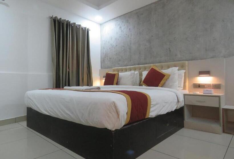 Трехместный Номер Deluxe, Reegate Inn Near South Railway Station