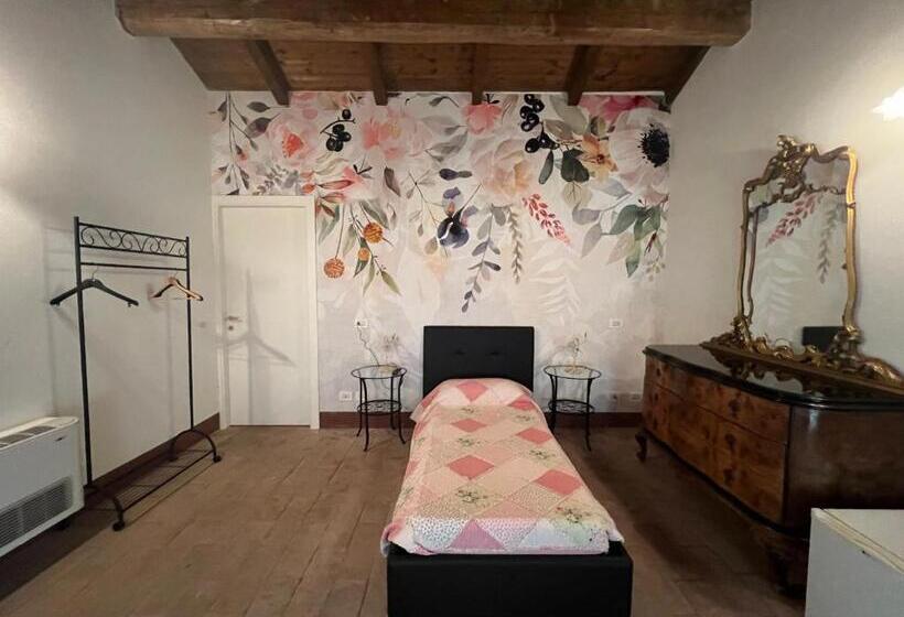 Номер Стандарт, Agriturismo E Az. Agricola Ma.mi