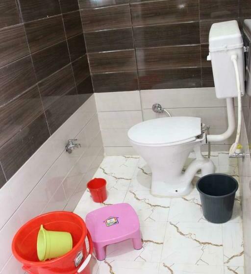 디럭스 룸, Shri Ram Bhavan