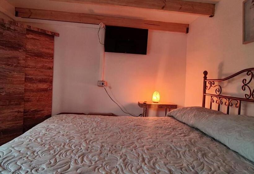 StandaardKamer, Pirca Hostal