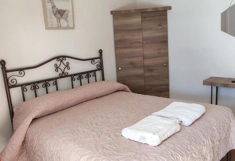 غرفة قياسية, Pirca Hostal