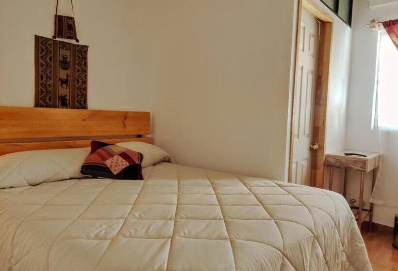 Standaard Driepersoonskamer, Pirca Hostal