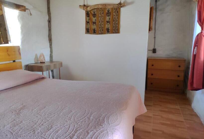 Standaard Vierpersoonskamer, Pirca Hostal