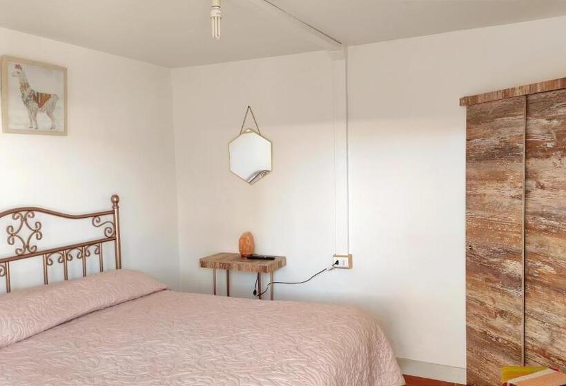 غرفة قياسية, Pirca Hostal