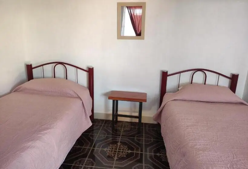 Standard-huone Jaettu Kylpyhuone, Pirca Hostal