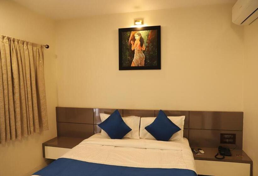 غرفة ديلوكس, Raaj Resort