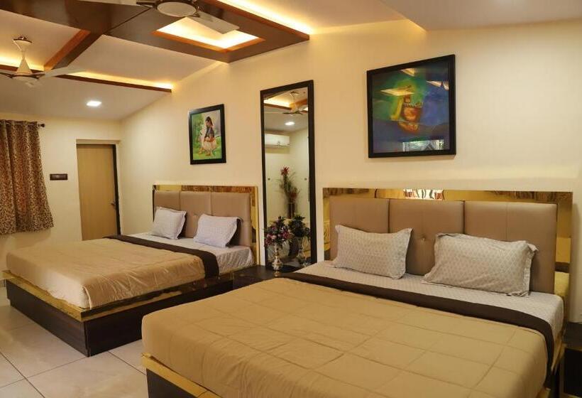Family Suite, Raaj Resort