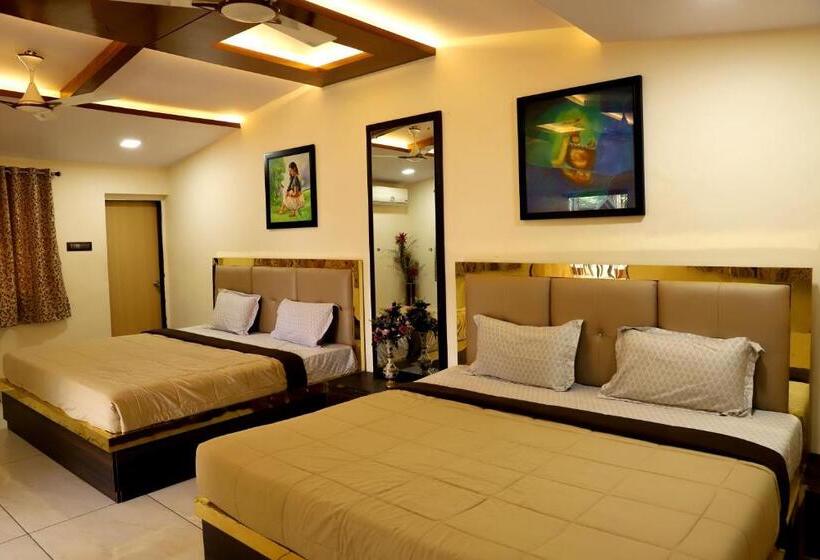 Family Suite, Raaj Resort