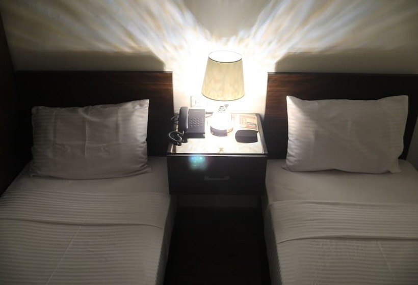 اتاق اکونومی یک تخته, New Midtown