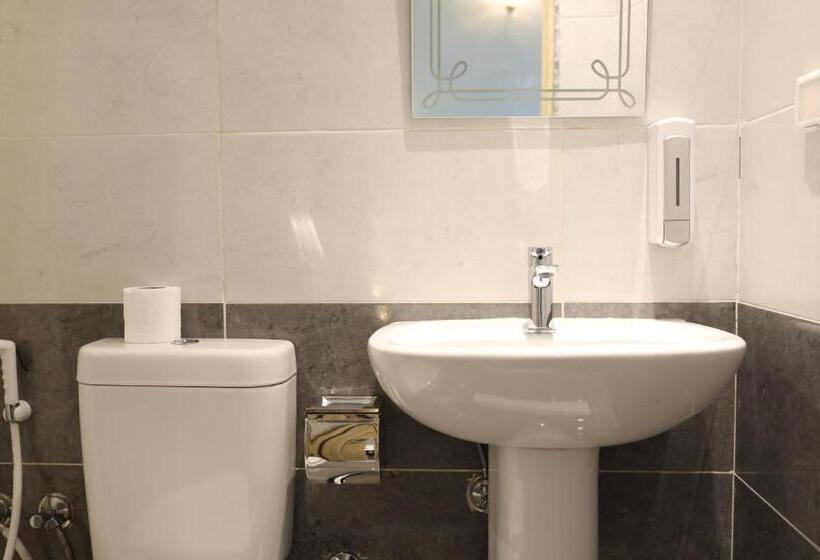 اتاق لوکس چهار تخته, New Midtown