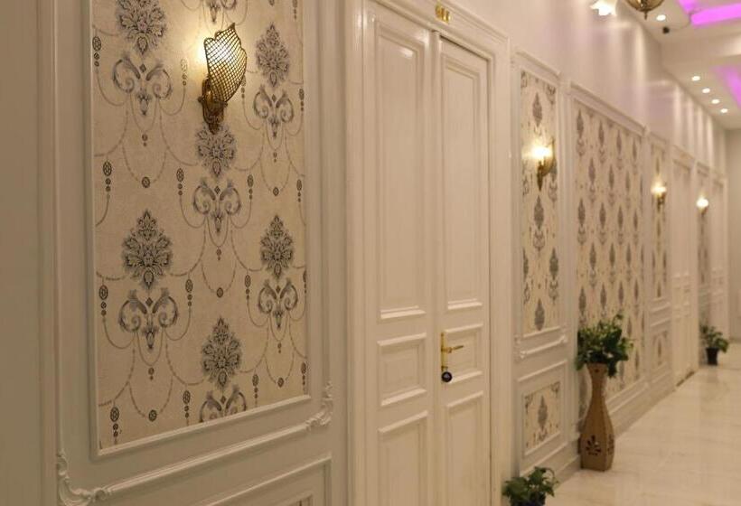 اتاق لوکس چهار تخته, New Midtown