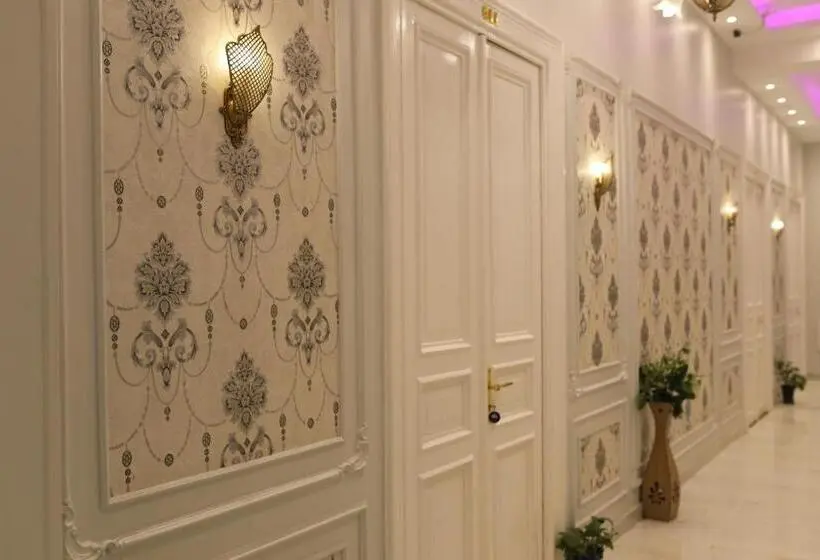 اتاق لوکس چهار تخته, New Midtown