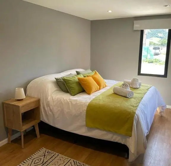 スーペリアールーム, Desierto Suites