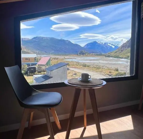 デラックスルーム, Desierto Suites