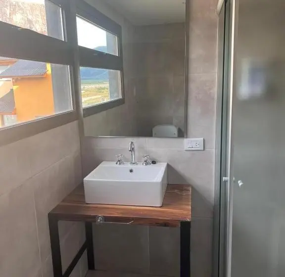 スタンダードシングルルーム, Desierto Suites