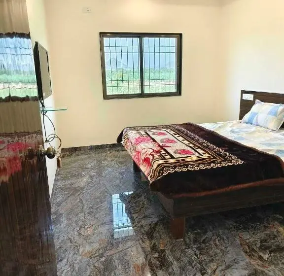 اتاق کلاسیک سه تخته, O Pop Hotel Harsh
