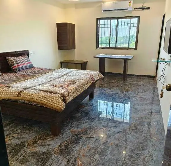 اتاق کلاسیک سه تخته, O Pop Hotel Harsh