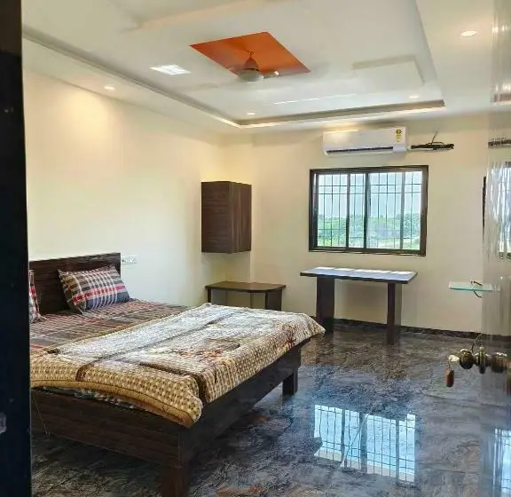 اتاق کلاسیک سه تخته, O Pop Hotel Harsh