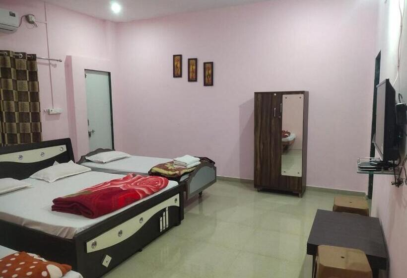 חדר משפחתי, Vrundavan Resort, Narmada