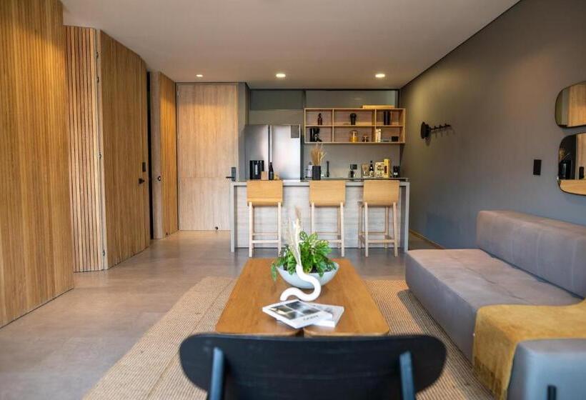 1 Schlafzimmer Apartment mit Balkon, Wake   Branded Residences