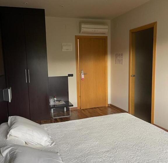 חדר דלוקס, Bruc