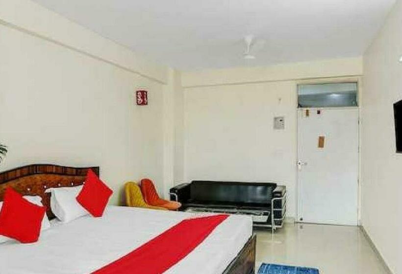 트리플 클래식 룸, Oyo 70006 Krishna Orchid