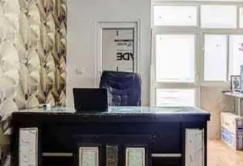 트리플 클래식 룸, Oyo 70006 Krishna Orchid