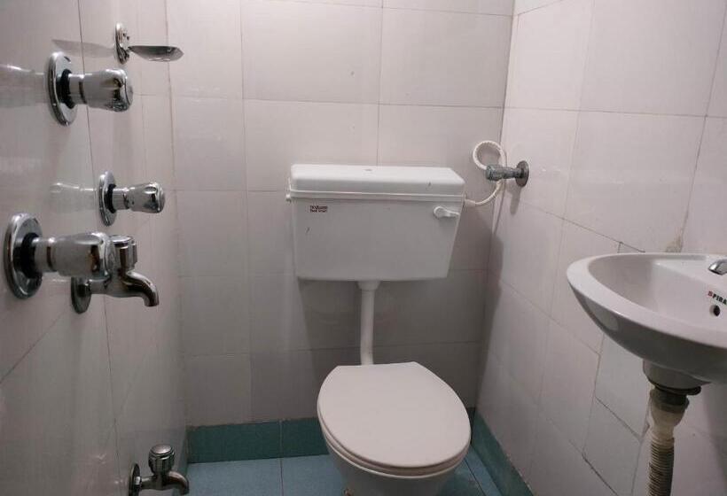 חדר סטנדרט, Saan Berhampore